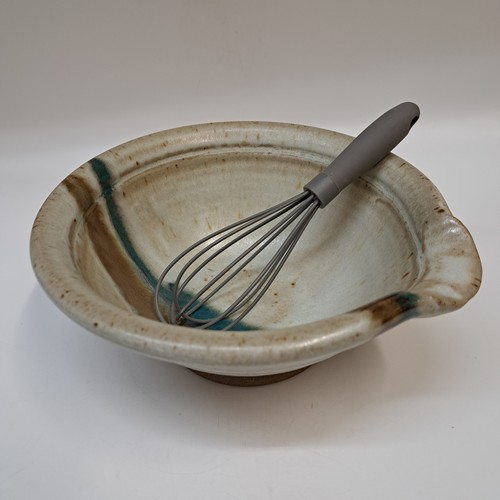 Click to view detail for #250309 Mix & Pour Bowl $16.50